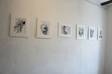 Ausstellungsansicht "Fachwerk im Fachwerk", Ausgewählte Positionen der Klasse Anzinger der Kunstakademie Düsseldorf, Kunsthaus Metmann, Metmann, 2017