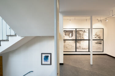 Ausstellungsansicht "Mensch und Umgebung: Kathrin Edwards und Lukas Weiß", Galerie Splettstößer, Kaarst, 2021