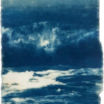 Kathrin Edwards, Deep Waters (25|I) II, Cyanotypie auf Kozo Washi, Auflage 5, 14 x 19 cm, 2025