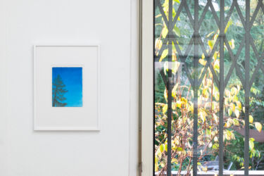 Ausstellungsansicht "Kathrin Edwards: blue memories and a light sky.", Julia Ritterskamp, Düsseldorf, 2025