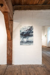 Ausstellungsansicht "Stromlinien", Abschlussausstellung Residency PleinAir, Kunstverein Schwedt/Oder, 2026